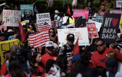 Concentração na Suprema Corte em favor da reforma de Obama.