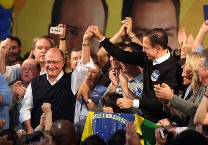 Geraldo Alckmin comemora a vit&oacute;ria do afilhado pol&iacute;tico Jo&atilde;o Doria.