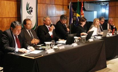 Os candidatos a procurador-geral da República debatem em São Paulo no dia 29 de maio.