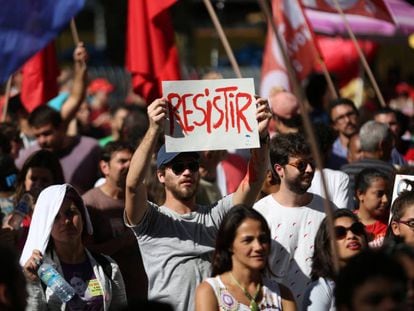 Ato de protesto no Dia do Trablaho, no centro do Rio.