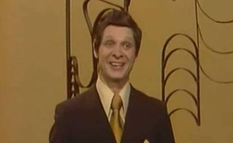 Eduard Khil, conhecido como ‘Mr. Trololó', homenageado com um 'doodle' nesta segunda.