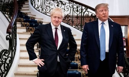 Johnson e Trump antes de seu encontro deste domingo em Biarritz.
