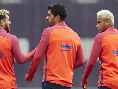 Messi, Suárez e Neymar em preparação para o jogo contra o Atlético.