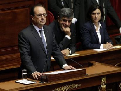 Hollande durante o discurso diante do Congresso, nesta segunda-feira.
