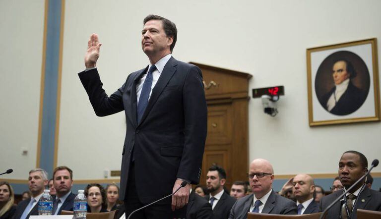 James Comey, diretor do FBI, em uma Comissão no Capitólio.