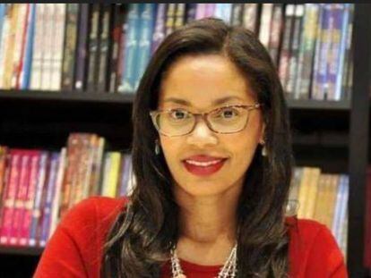 A juíza Adriana Queiroz.