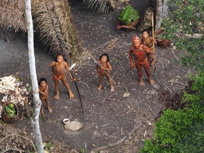 Um dos povos isolados da Amazônia.