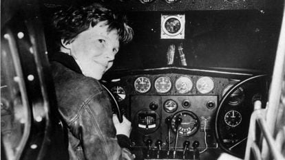 Amelia Earhart antes do seu último voo, em 2 de julho de 1937.