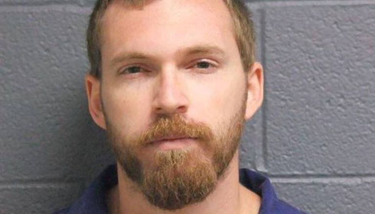 Christopher Mirasolo estuprou a mãe de seu filho quando ela tinha 12 anos.