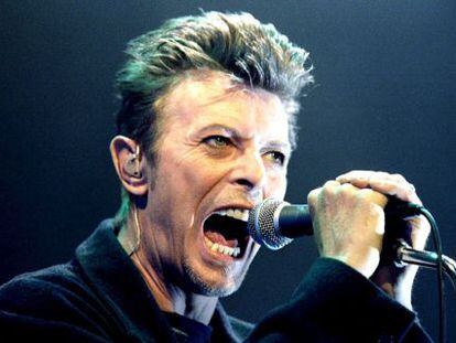David Bowie durante um de seus concertos em Viena, em 1996.