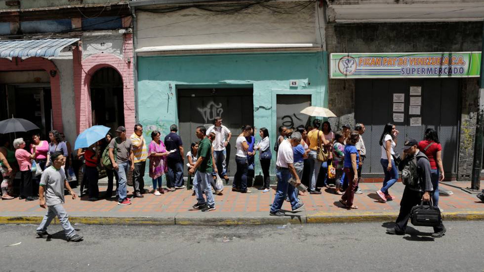 Doentes enfrentam calvário por falta de medicamentos nas farmácias