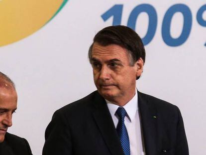 Bolsonaro e o ministro Onyx. 