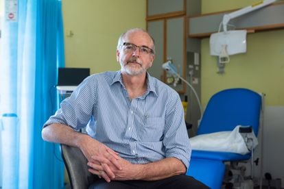 O professor Andrew Pollard, diretor do Grupo de Vacinas de Oxford, em uma imagem fornecida pela universidade.