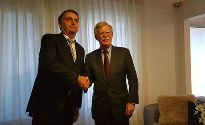 Bolsonaro e Bolton em novembro de 2018, durante a visita do então assessor de Segurança Nacional de Trump ao Brasil. 