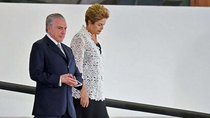 Temer e Dilma no Planalto.