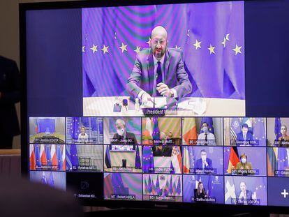 O presidente do Conselho Europeu, Charles Michel, na videoconferência desta quinta-feira sobre a covid-19, em Bruxelas.
