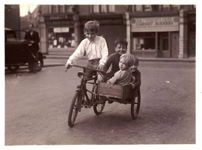 Bicicleta com ‘sidecar’ dos anos 30