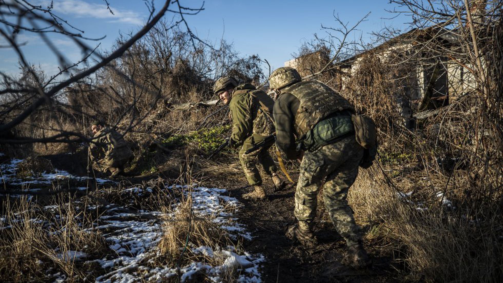 Exército intensifica presença de militares e armamento na