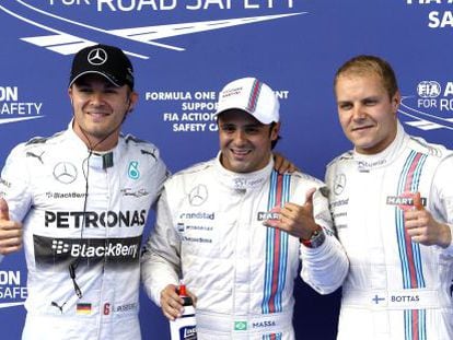 Da esquerda para a direita, Rosberg, Massa e Bottas no pódio da 'pole'.