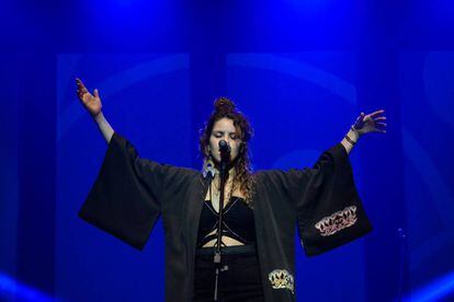A cantora paraense Luê, que se apresentou nesta quarta no Festival Se Rasgum.
