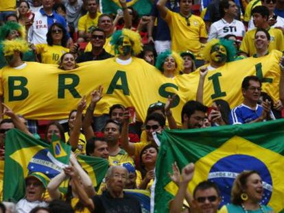 Torcedores brasileiros na Copa das Confederações, em 2013