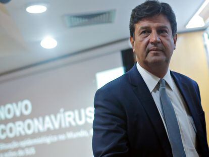 Luiz Henrique Mandetta em Brasília, em fevereiro de 2020, quando ainda era ministro da Saúde, no início da crise sanitária no país.