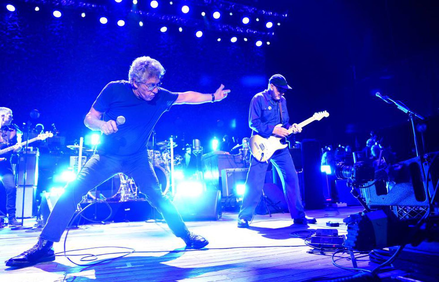O vocalista do The Who, Roger Daltrey, à esquerda, e o guitarrista Pete Townshend em um show nos EUA em setembro.