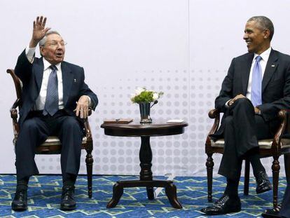 Raúl Castro e Barack Obama, em abril deste ano.