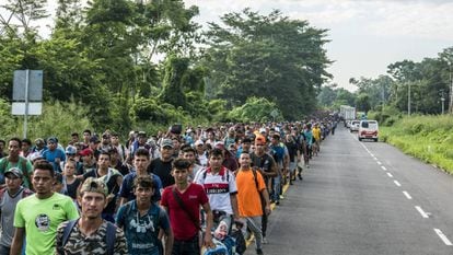 A caravana de imigrantes, a caminho de Tapachula.