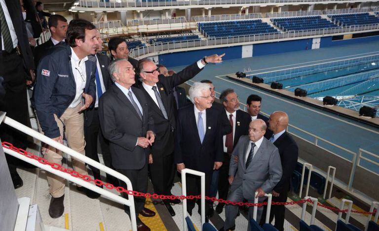 Temer e autoridades no Parque Olímpico.