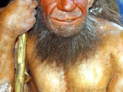 Figura de um homem neardental no Museu Neanderthals em Mettmann (Alemanha).