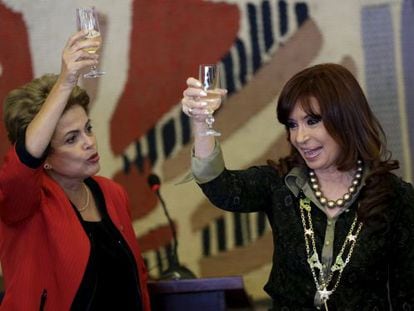 Dilma Rousseff e Cristina Kirchner na cúpula do Mercosul.