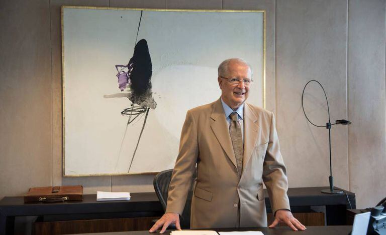 O embaixador Sergio Amaral no seu gabinete.