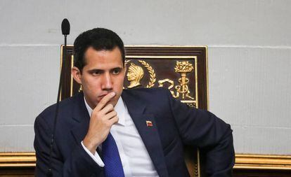 O presidente interino da Venezuela, Juan Guaidó, nesta terça-feira na Assembleia.