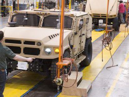 Fábrica da empresa de veículos militares AM General em Mishawaka (Indiana).