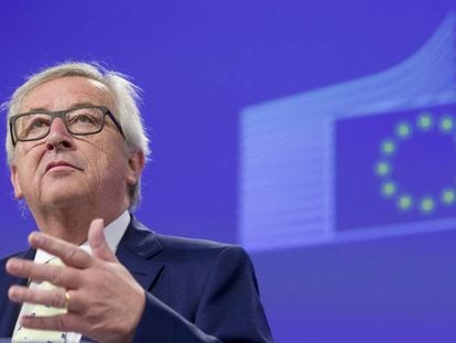 Juncker durante a reunião da Comissão, no sábado.