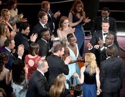 Lupita Nyong'ou, no dia em que ganhou o Oscar.