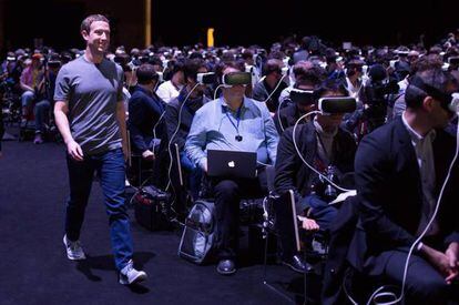 O próprio Zuckerberg postou a foto em seu perfil no Facebook.