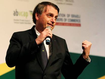 Bolsonaro discursa em evento com empresários durante visita a Jerusalém no dia 2 de abril  