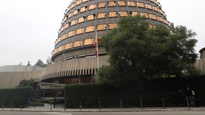 Fachada do Tribunal Constitucional, situado em Madri.