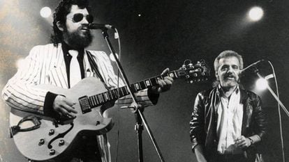 Raul Seixas e Paulo Coelho em show no Canecão, em 1970.
