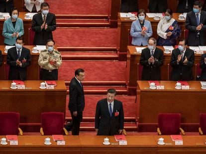 O presidente chinês, Xi Jinping, na abertura da sessão legislativa que iniciou a tramitação da nova lei de segurança de Hong Kong, em 22 de maio, em Pequim.