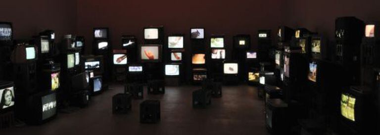 Instalação do videoartista Douglas Gordon no Museu de Arte Moderna de Paris.