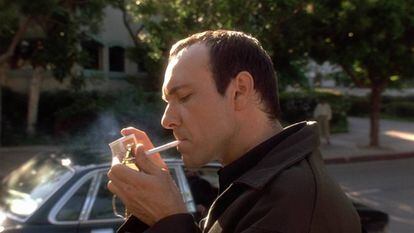 Kevin Spacey em 'Os Suspeitos' (1995), preparando seu encontro com o diabo