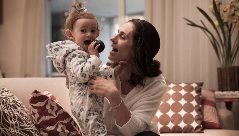 Ana Carolina, que foi demitida meses depois de Júlia nascer.