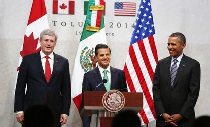 Obama, Peña Nieto y Harper, na cimeira de Toluca (méxico) nesta quarta-feira.