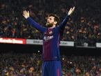 BARCELONA, SPAIN - MAY 06:  Lionel Messi of Barcelona celebrates after scoring his sides second goal during the La Liga match between Barcelona and Real Madrid at Camp Nou on May 6, 2018 in Barcelona, Spain.  (Photo by David Ramos/Getty Images)