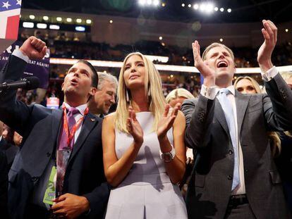 Três dos filhos de Trump celebram a nomeação do pai.