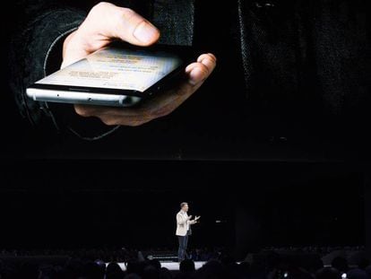 Imagem da apresentação do Samsung Galaxy S7 no Mobile World Congress (MWC) de Barcelona, em fevereiro de 2015.