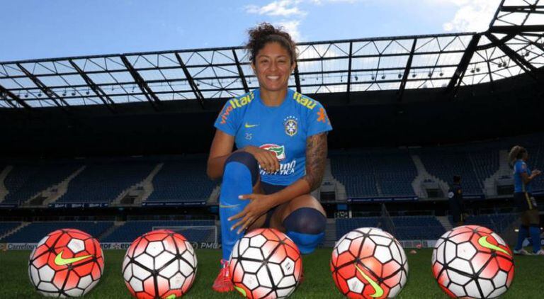 Cristiane: "Nossa geração merece um grande título"
